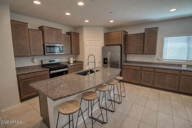 6384 W GEORGETOWN Way, Florence, AZ 85132