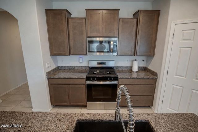 6384 W GEORGETOWN Way, Florence, AZ 85132