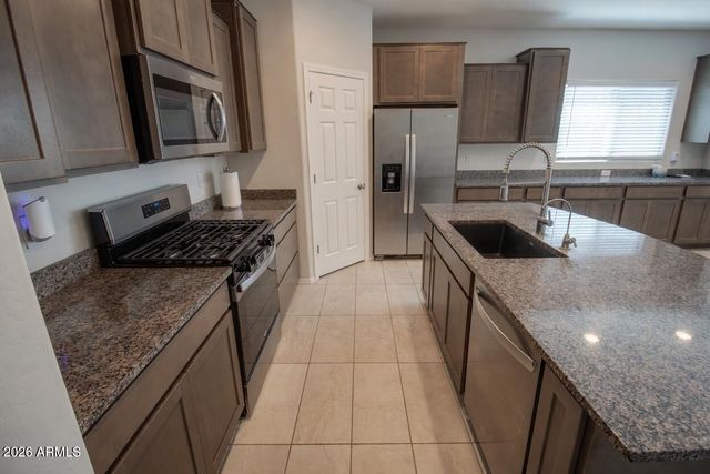 6384 W GEORGETOWN Way, Florence, AZ 85132