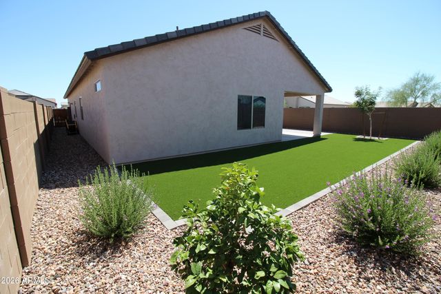 6384 W GEORGETOWN Way, Florence, AZ 85132