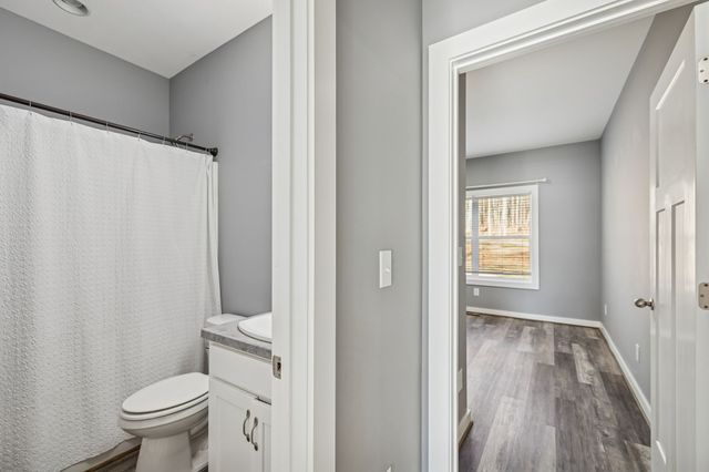 435 Penile Dr, Decherd, TN 37324