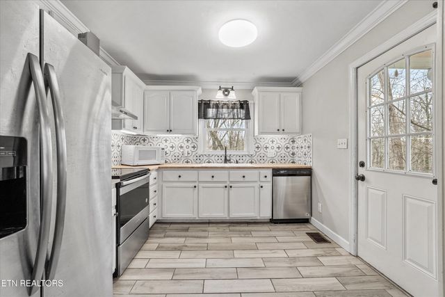 2802 Willocks Ave, Maryville, TN 37804