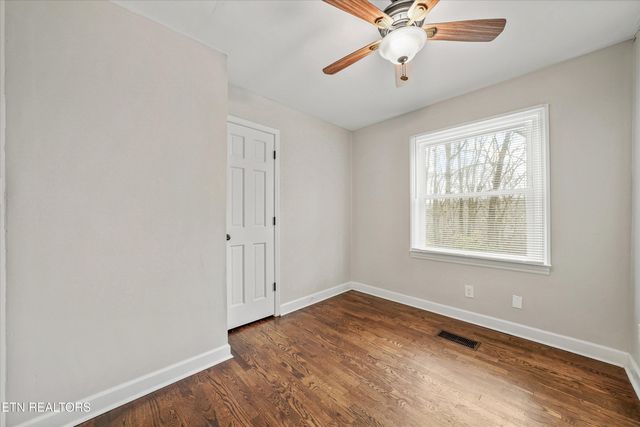 2802 Willocks Ave, Maryville, TN 37804