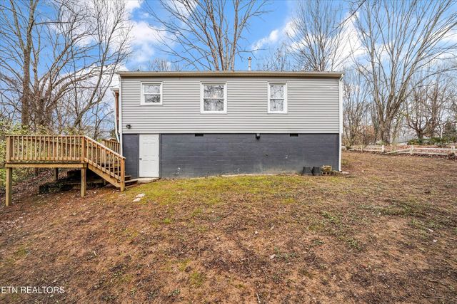 2802 Willocks Ave, Maryville, TN 37804