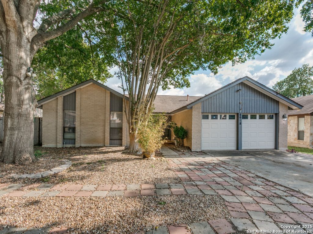 6018 Royal Creek, San Antonio, TX 78239