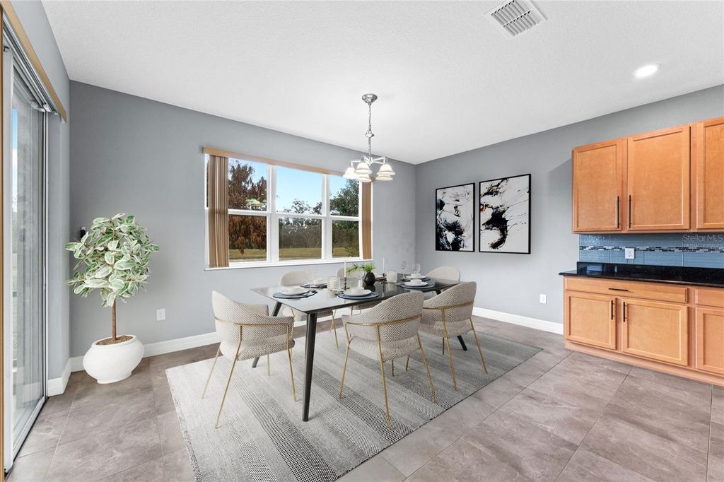 Image 8 of property listing at 14505 WARD ROAD, Orlando, FL 32824