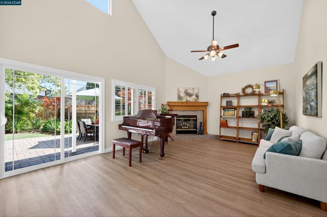 129 Deodar Dr, Pacheco, CA 94553