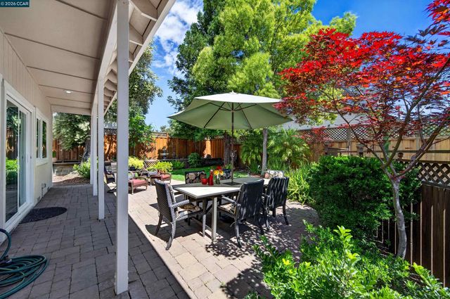 129 Deodar Dr, Pacheco, CA 94553