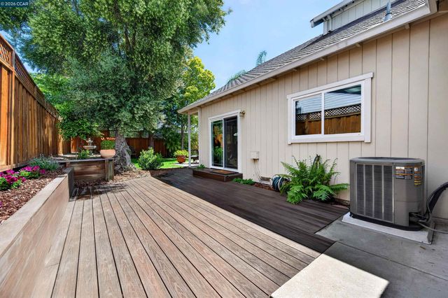 129 Deodar Dr, Pacheco, CA 94553