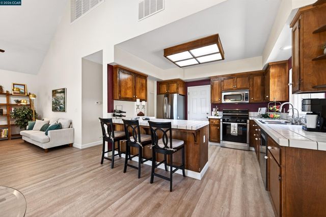 129 Deodar Dr, Pacheco, CA 94553