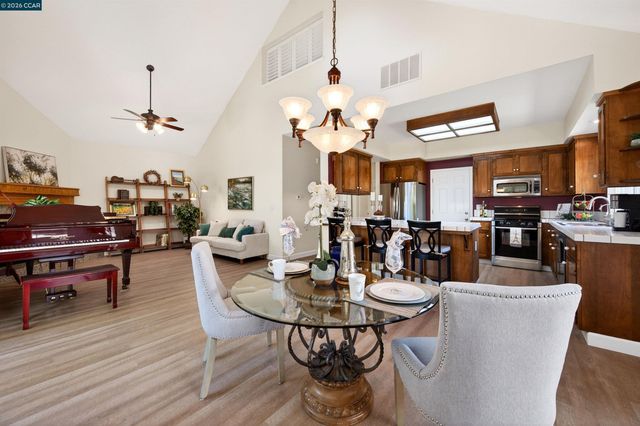 129 Deodar Dr, Pacheco, CA 94553