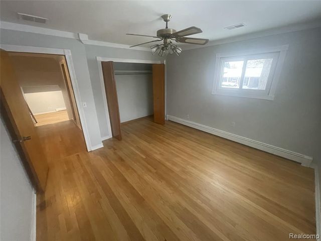 980 Indiana Avenue, Marysville, MI 48040