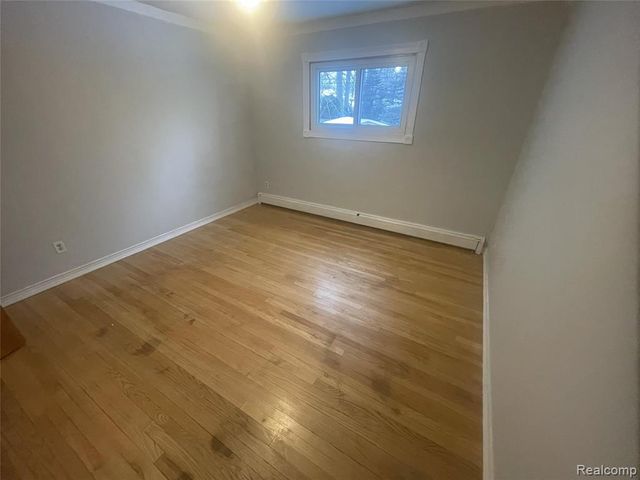 980 Indiana Avenue, Marysville, MI 48040