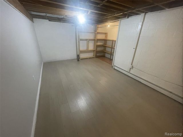 980 Indiana Avenue, Marysville, MI 48040