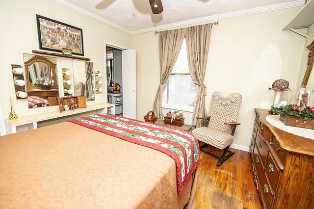 1352 E Elm Street, Springfield, MO 65802