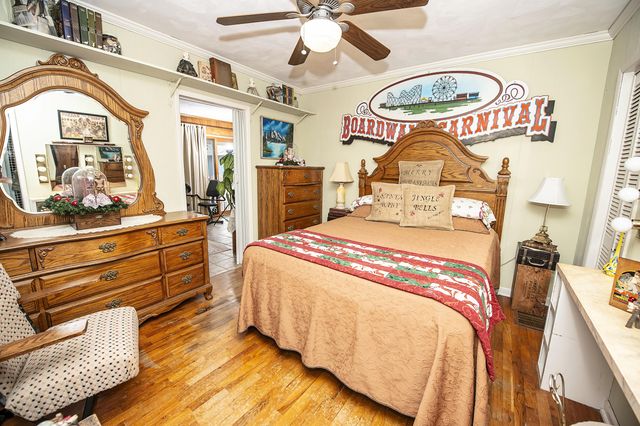 1352 E Elm Street, Springfield, MO 65802