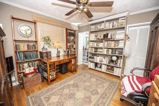 1352 E Elm Street, Springfield, MO 65802