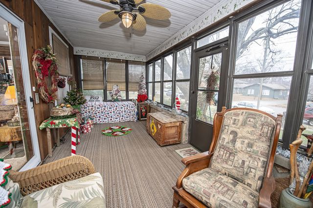 1352 E Elm Street, Springfield, MO 65802