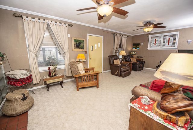 1352 E Elm Street, Springfield, MO 65802