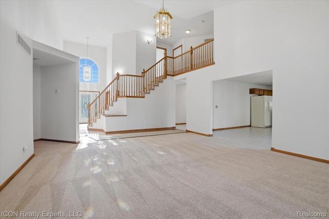 26654 Rose Drive, Flat Rock, MI 48134