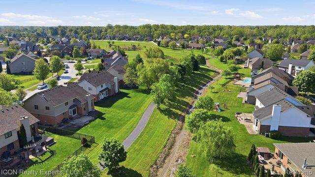 26654 Rose Drive, Flat Rock, MI 48134
