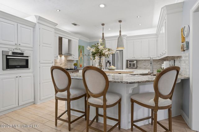 402 Eastpointe Cove, Madison, MS 39110