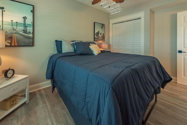 1726 65th Street, Galveston, TX 77551