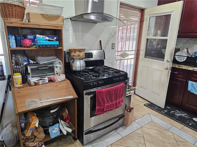5746 Streamview Drive, San Diego, CA 92105