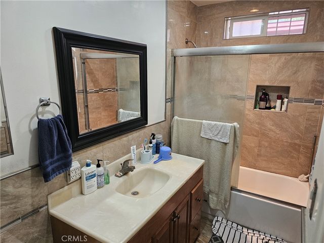 5746 Streamview Drive, San Diego, CA 92105