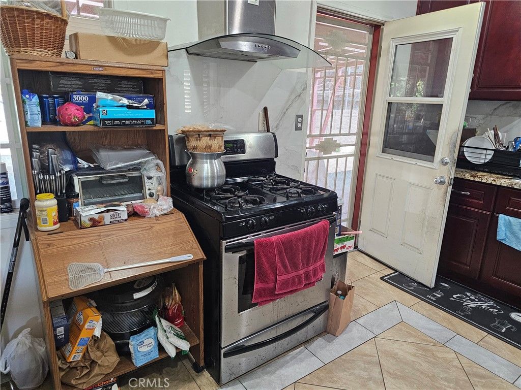5746 Streamview Drive, San Diego, CA 92105 — photo 5