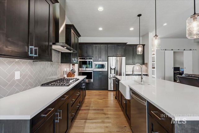 457 E Palermo Dr, Meridian, ID 83642