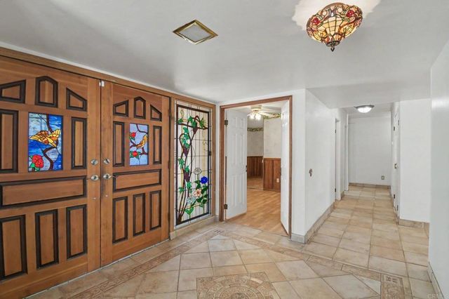 1744 Shady Crest Place, El Cajon, CA 92020