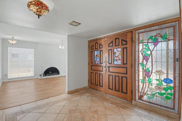 1744 Shady Crest Place, El Cajon, CA 92020