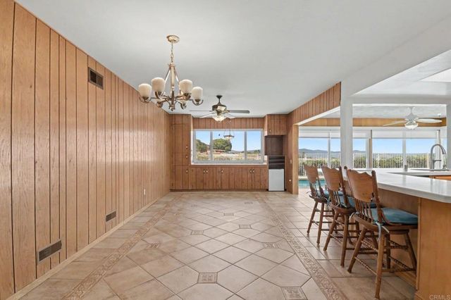 1744 Shady Crest Place, El Cajon, CA 92020