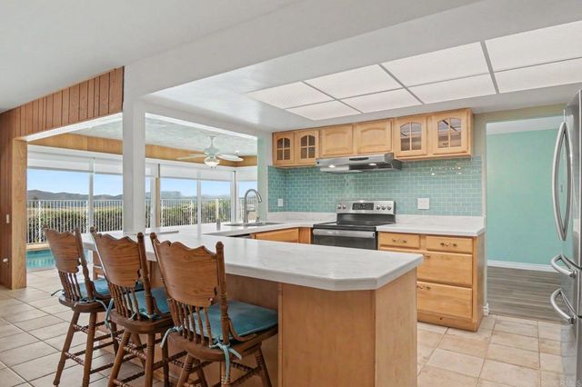 1744 Shady Crest Place, El Cajon, CA 92020