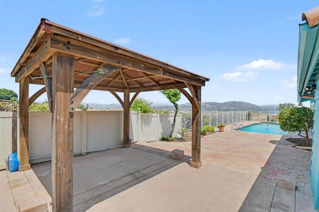 1744 Shady Crest Place, El Cajon, CA 92020