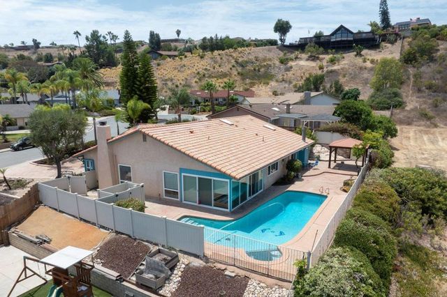1744 Shady Crest Place, El Cajon, CA 92020