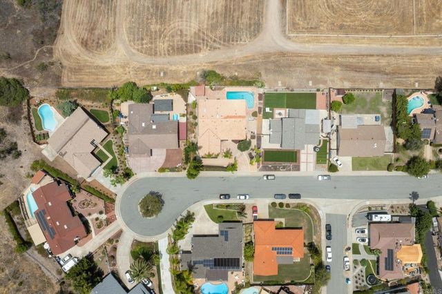 1744 Shady Crest Place, El Cajon, CA 92020