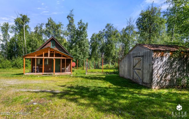 6337 S Hemlock Drive, Wasilla, AK 99623