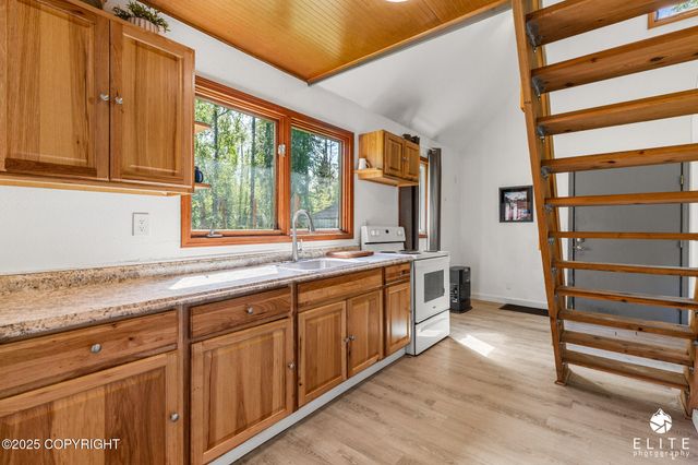 6337 S Hemlock Drive, Wasilla, AK 99623