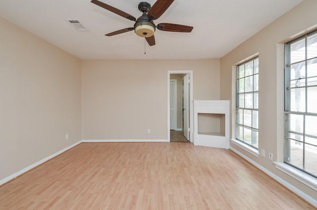 11703 Easterling Drive, Houston, TX 77065