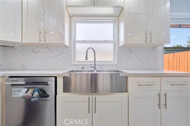 9652 Karmont, South Gate, CA 90280