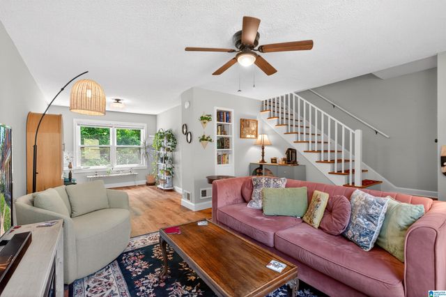 1731 Valley Ave Apt D, Homewood, AL 35209