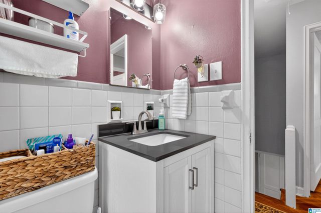 1731 Valley Ave Apt D, Homewood, AL 35209
