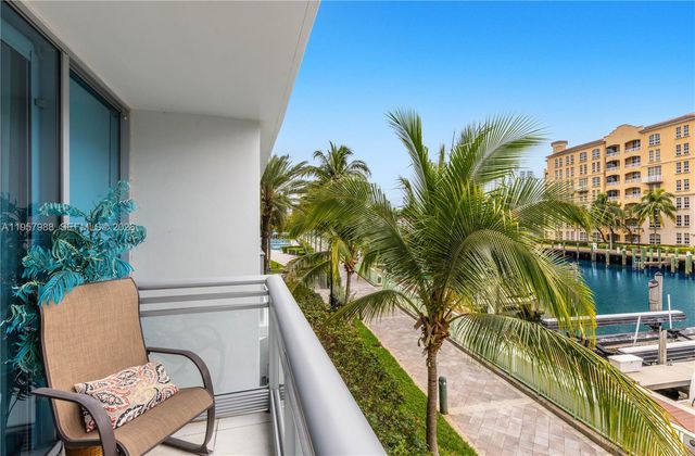 2950 NE 188th St 122, Aventura, FL 33180