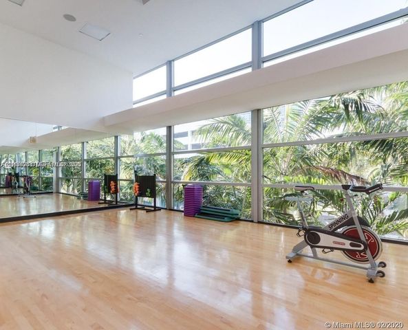 2950 NE 188th St 122, Aventura, FL 33180