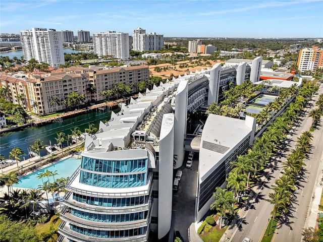 2950 NE 188th St 122, Aventura, FL 33180