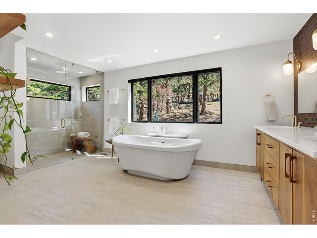 5411 Sunshine Canyon Dr, Boulder, CO 80302