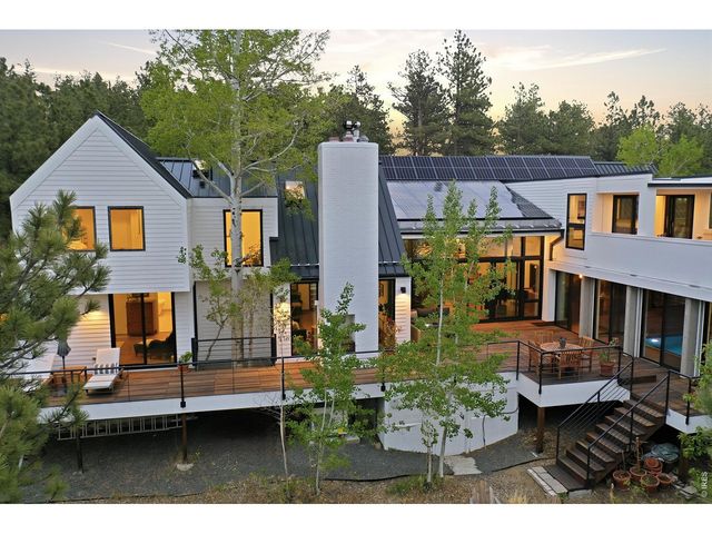 5411 Sunshine Canyon Dr, Boulder, CO 80302