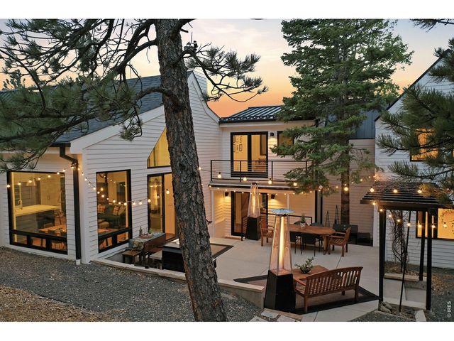 5411 Sunshine Canyon Dr, Boulder, CO 80302
